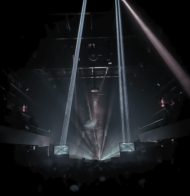 Cloud Canopy Nuit AEX